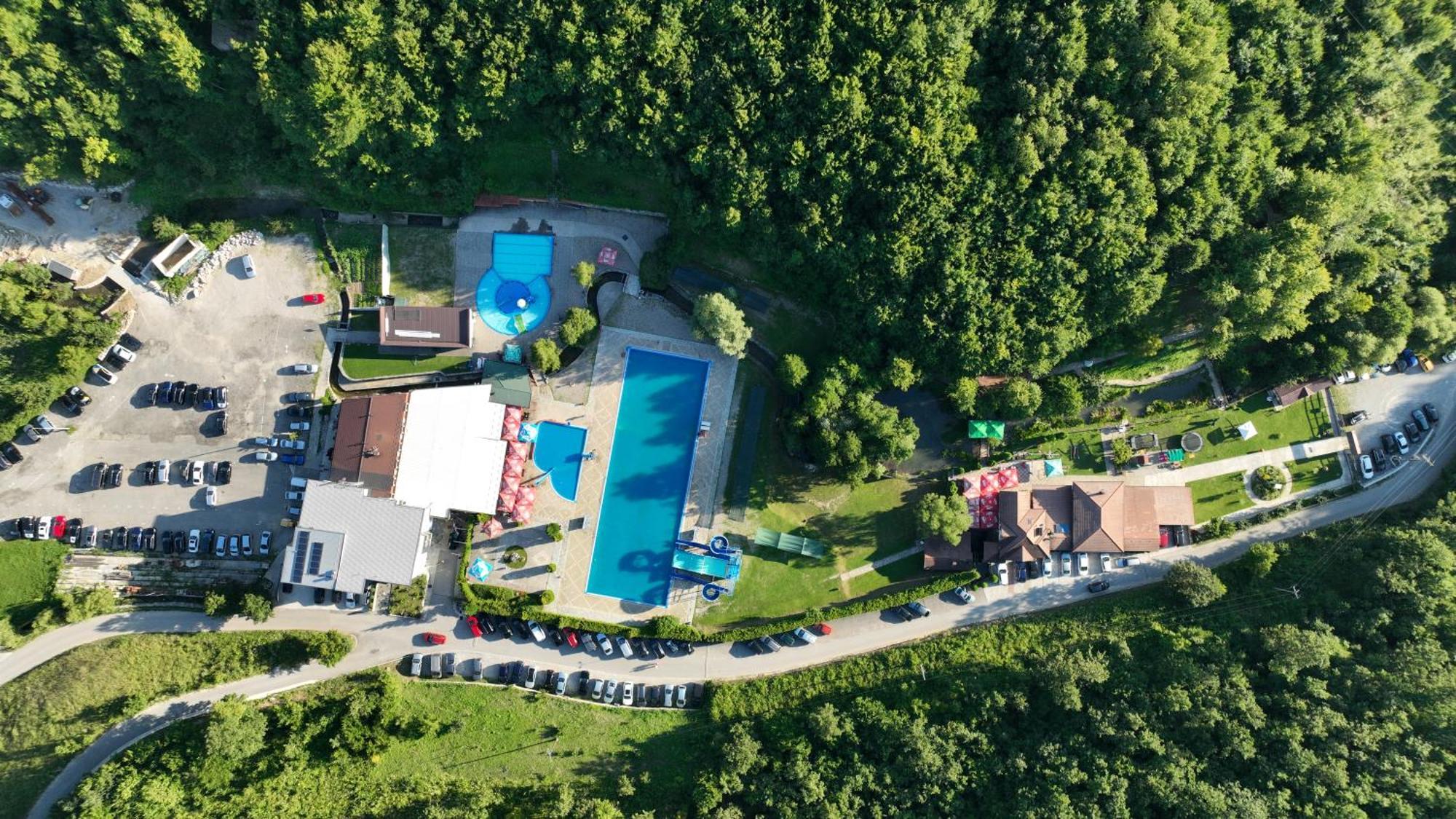 Motel "Kula" Cazin Εξωτερικό φωτογραφία