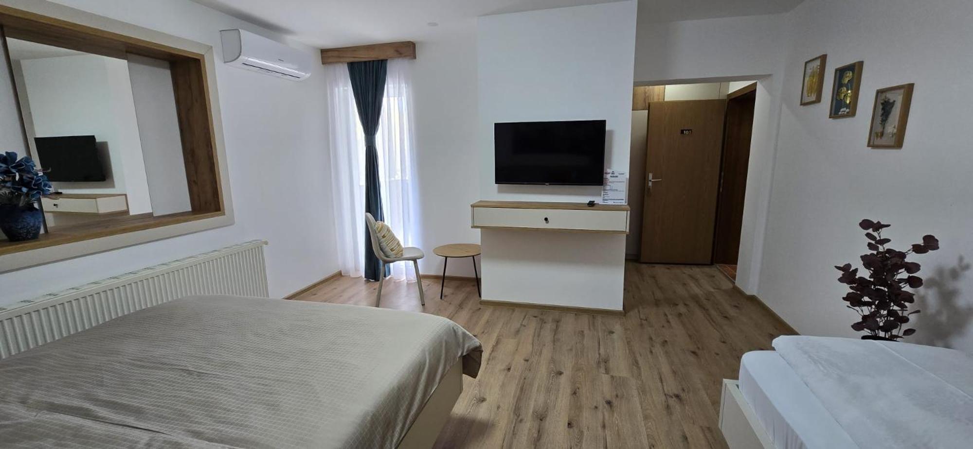 Motel "Kula" Cazin Εξωτερικό φωτογραφία