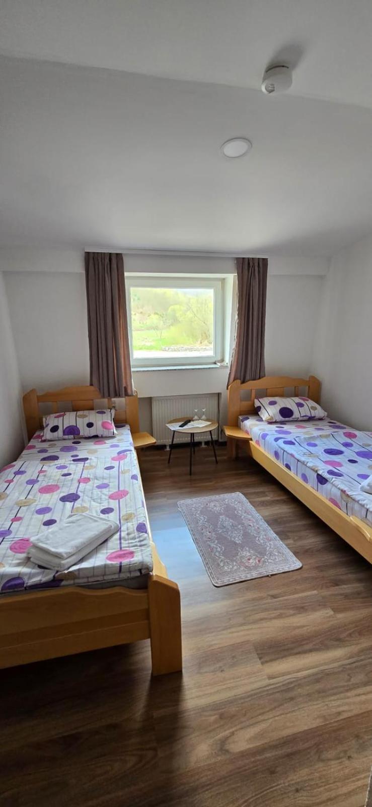 Motel "Kula" Cazin Εξωτερικό φωτογραφία