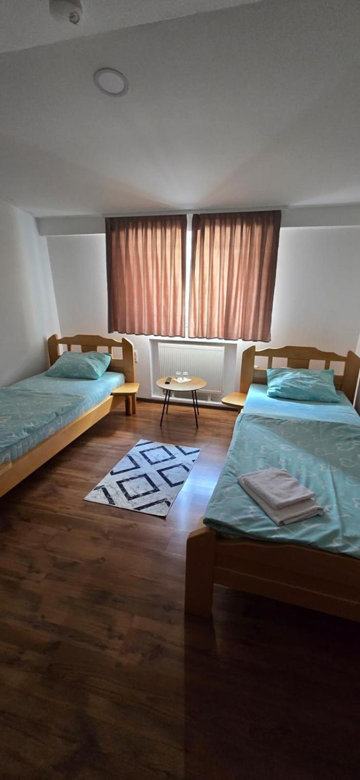 Motel "Kula" Cazin Εξωτερικό φωτογραφία