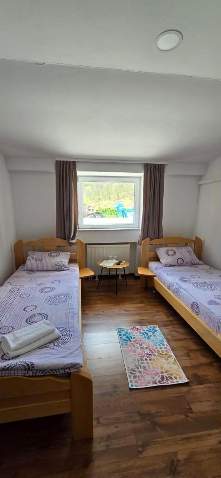 Motel "Kula" Cazin Εξωτερικό φωτογραφία