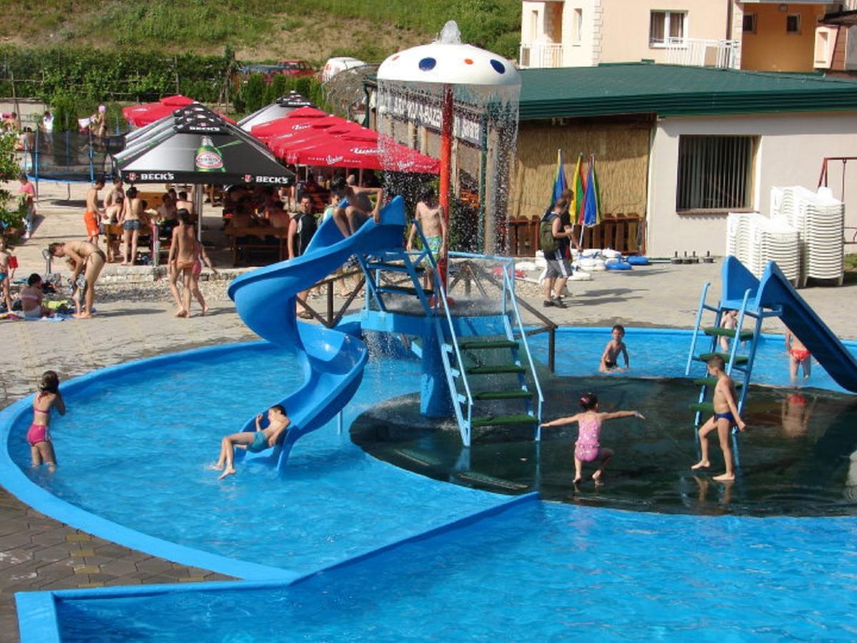 Motel "Kula" Cazin Εξωτερικό φωτογραφία