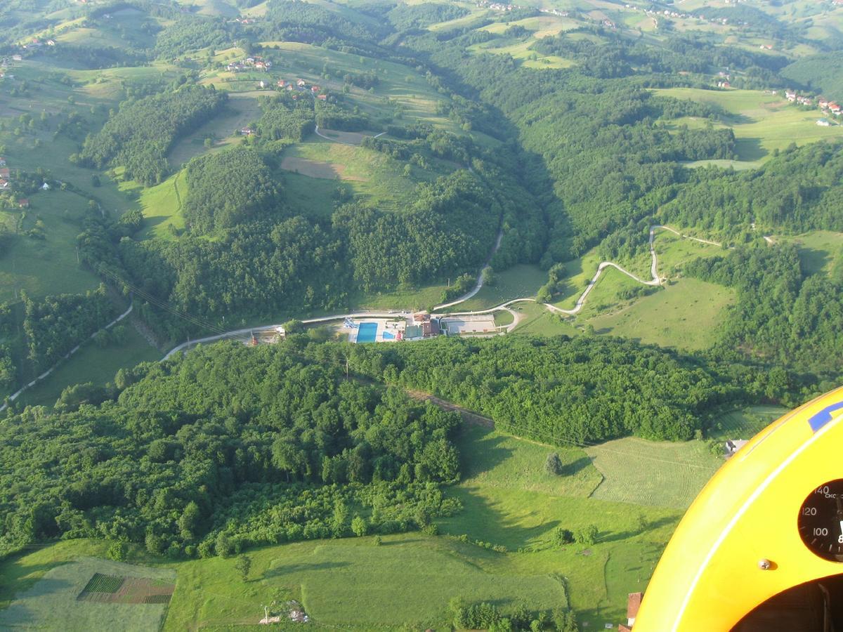Motel "Kula" Cazin Εξωτερικό φωτογραφία