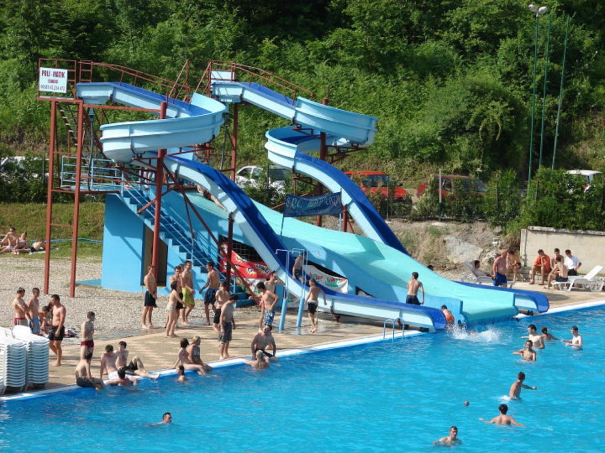 Motel "Kula" Cazin Εξωτερικό φωτογραφία